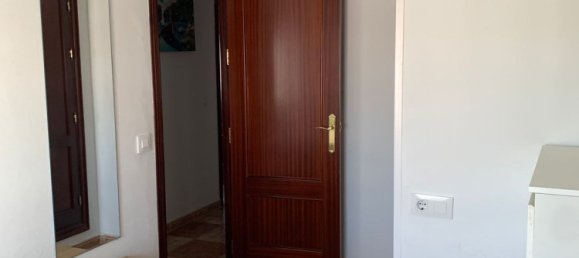 Apartamento de 4 dormitorios en Cádiz, Spain No. 148630 29