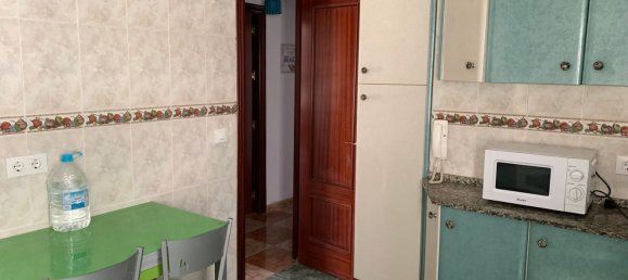 Apartamento de 4 dormitorios en Cádiz, Spain No. 148630 11