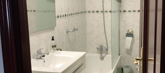 Apartamento de 4 dormitorios en Cádiz, Spain No. 148630 17