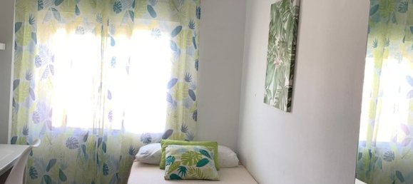 Apartamento de 4 dormitorios en Cádiz, Spain No. 148630 32