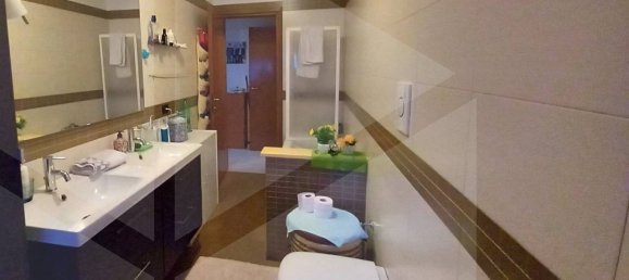 5 rooms Apartment in Vico del Gargano, Italy No. 24142 10