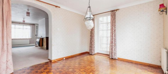 3 bedrooms House in Bushey, United Kingdom No. 6204 8