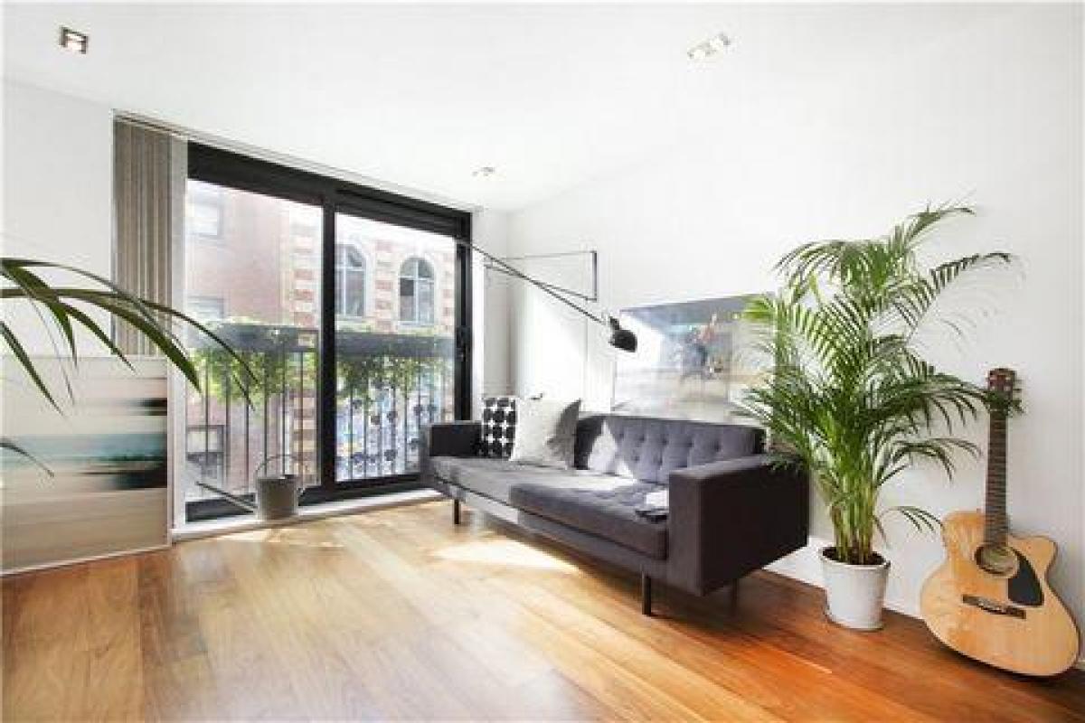 Studio in the Condo in London, United Kingdom No. 550
