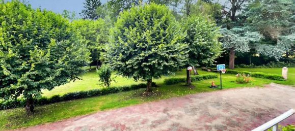 5 bedrooms House in Blanzy, France No. 362535 16