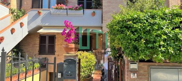 Apartamento de 5 divisões em San Gimignano, Italy N.º 111951 18