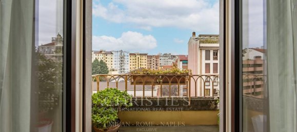 7 rooms Apartment in Milan, Italy No. 246458 11