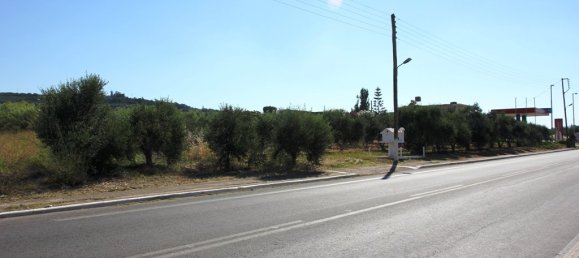 Отель, гостиница 4700м² в Платаньяс, Греция № 7089 3