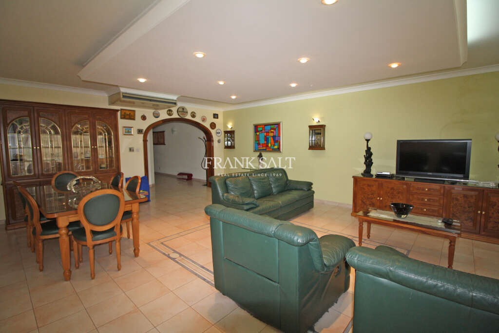 2 bedrooms Apartment in Marsaskala, Malta No. 6330