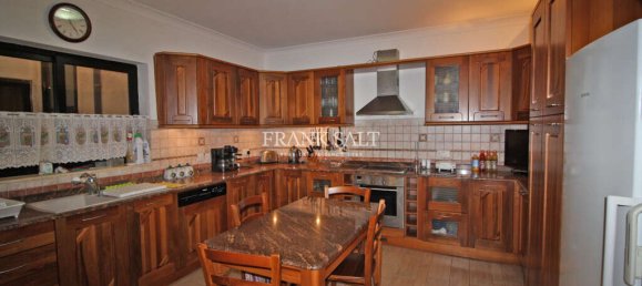 2 bedrooms Apartment in Marsaskala, Malta No. 6330 10