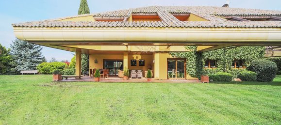Casa T5 em San Sebastian de los Reyes, Spain N.º 84482 2
