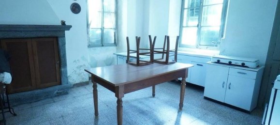 Casa de 5 habitaciónes en Gordona, Italy No. 74337 12