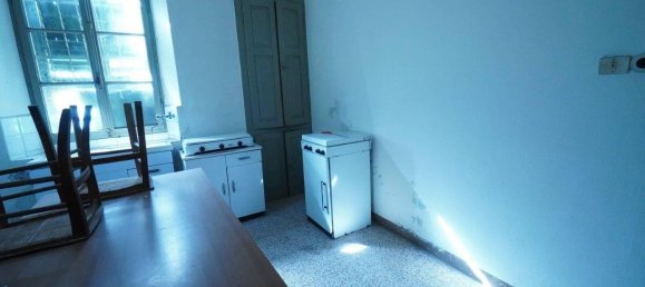 Casa de 5 habitaciónes en Gordona, Italy No. 74337 13