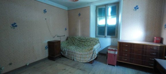 Casa de 5 habitaciónes en Gordona, Italy No. 74337 14