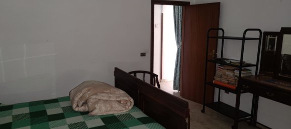 9 rooms House in Tricarico, Italy No. 254477 21
