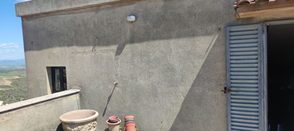 9 rooms House in Tricarico, Italy No. 254477 39