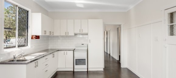 3 Schlafzimmer Haus in Newtown, Australia, Nr. 195 9