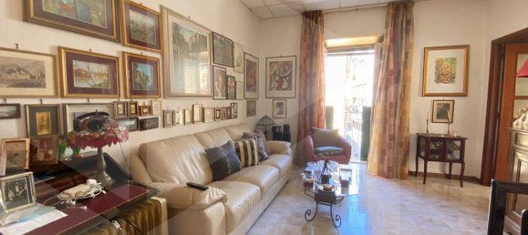 5-Zimmer Wohnung in Naples, Italy, Nr. 26263 3