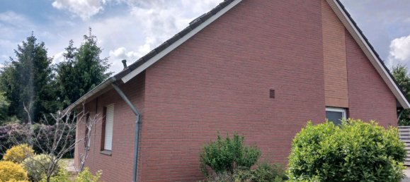 2 bedrooms House in Leer, Germany No. 235303 3