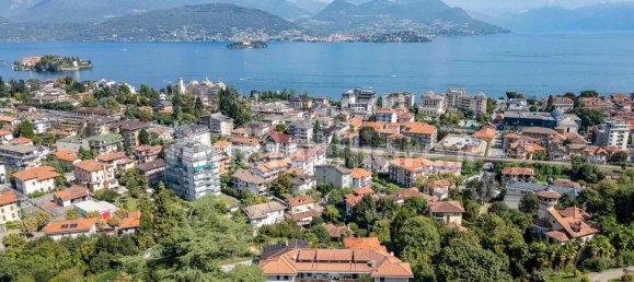 Apartamento de 2 dormitorios en Stresa, Italy No. 371194 27