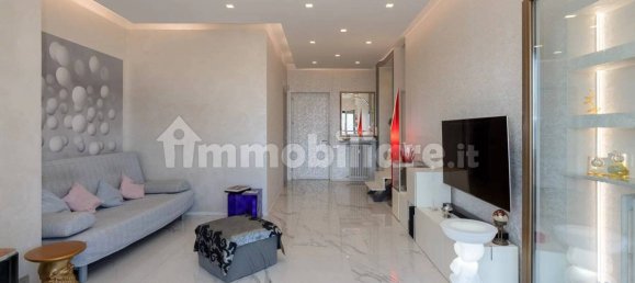 Apartamento de 2 dormitorios en Stresa, Italy No. 371194 7