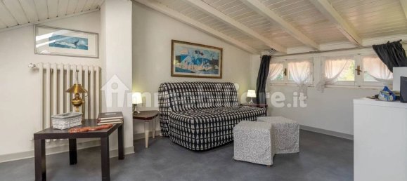 Apartamento de 2 dormitorios en Stresa, Italy No. 371194 18