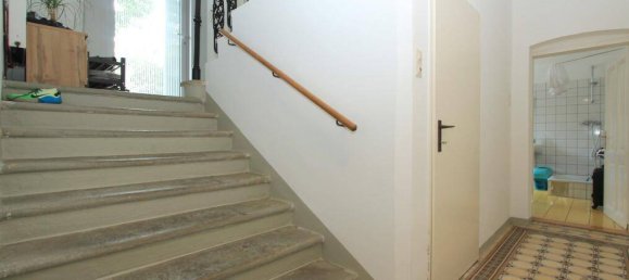 4 bedrooms Villa in Ernstbrunn, Austria No. 17823 3