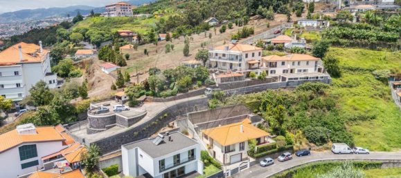 3 bedrooms House in Funchal, Portugal No. 16893 8