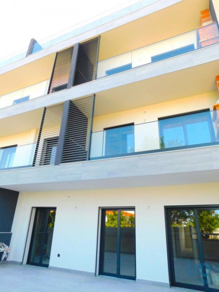 Apartamento de 3 dormitorios en Faro, Portugal No. 6378