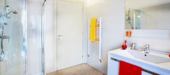 4 bedrooms Penthouse in Griante, Italy No. 58331 12