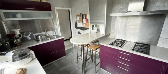 5 bedrooms House in Saint-Jean-le-Blanc, France No. 155229 3