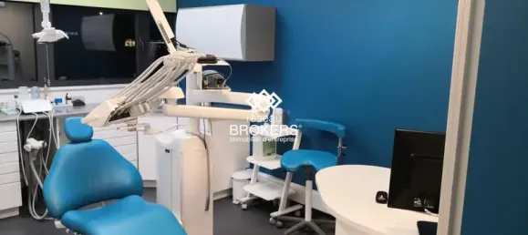 Escritório em Saint-Cyr-sur-Loire, France 73 m² N.º 302407 4