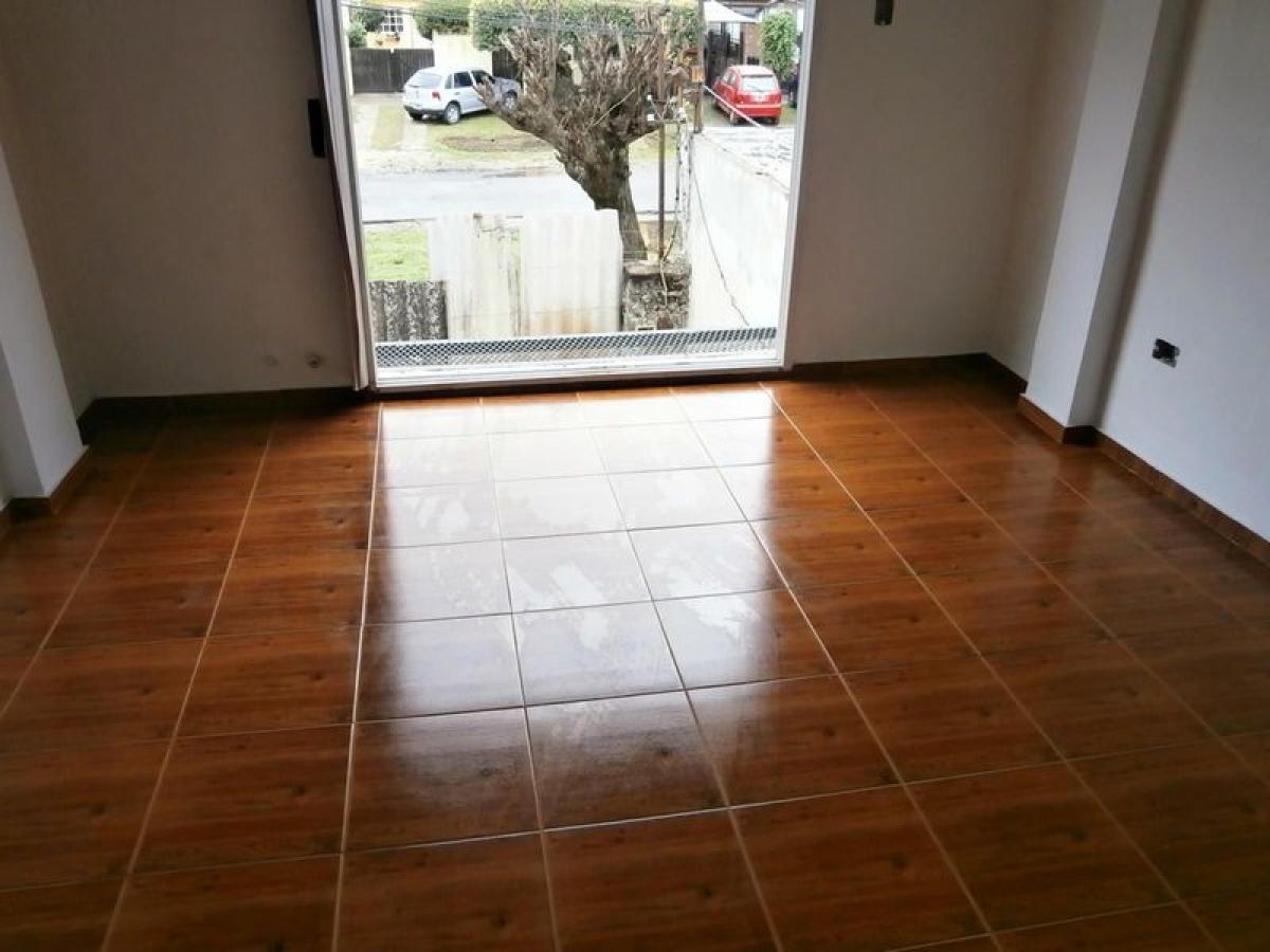 Casa T2 em San Miguel, Argentina N.º 2190