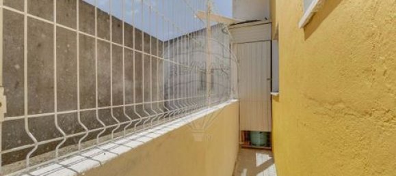 2 bedrooms House in Almada, Portugal No. 220051 20