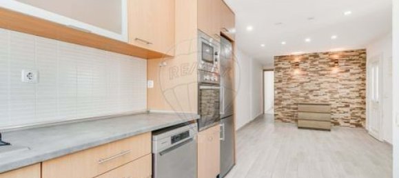 2 bedrooms House in Almada, Portugal No. 220051 6