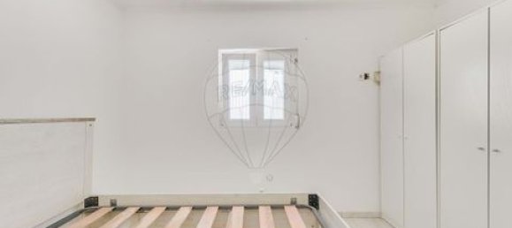 2 bedrooms House in Almada, Portugal No. 220051 13