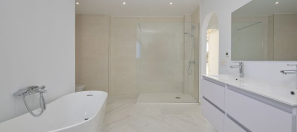 5 غرف نوم فيلا في Marbella, Spain رقم 41809 49