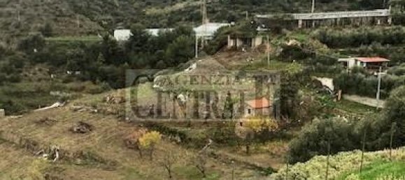 Дом с 2 комнатами в Санремо, Италия № 234174 10