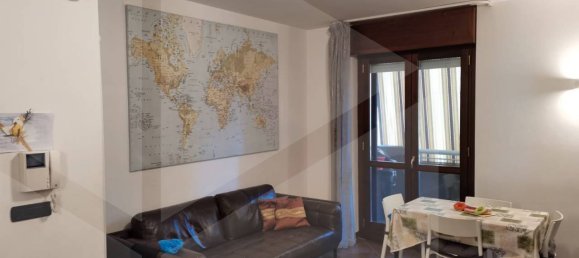 Квартира с 3 комнатами в Бари, Италия № 17715 3