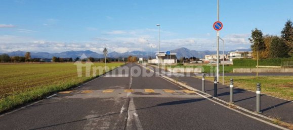 1417m² Land in Calcinate, Italy No. 175994 9