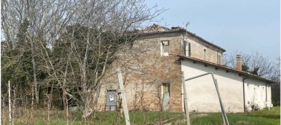 6 bedrooms Apartment in Cesena, Italy No. 97749 16