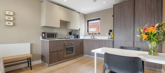 2 bedrooms Apartment in London, United Kingdom No. 4575 4