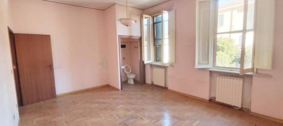 7 rooms House in Ravenna, Italy No. 23857 9