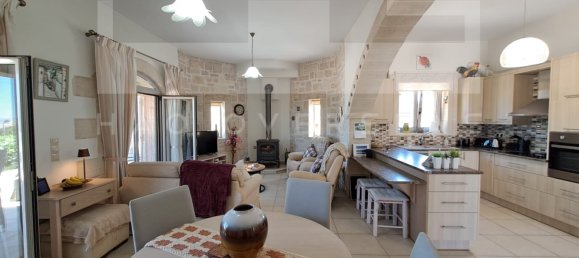 3 Schlafzimmer Villa in Crete, Greece, Nr. 8413 15