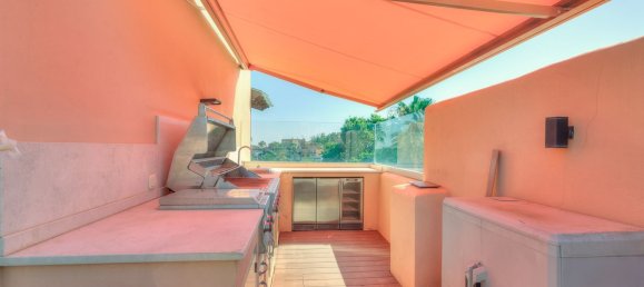 3 bedrooms Penthouse in Marbella, Spain No. 142076 51
