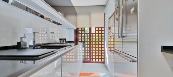 3 bedrooms Penthouse in Marbella, Spain No. 142076 17