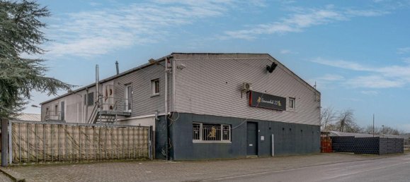 925m² Warehouse in Kleve, Germany No. 207907 2