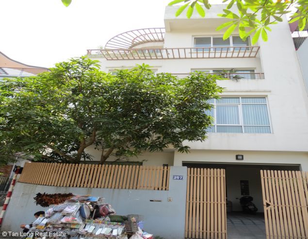 4 bedrooms House in Long Bien, Vietnam No. 5924