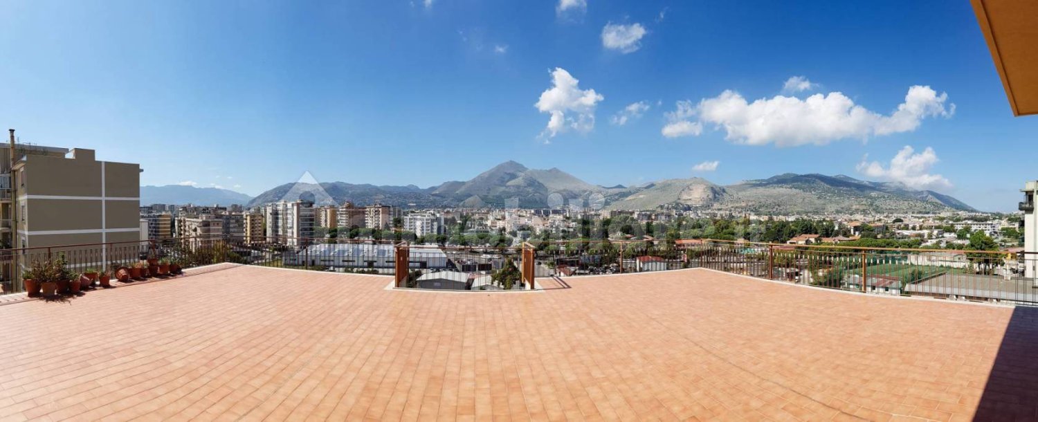 3 chambres Penthouse à Palermo, Italy No. 49966