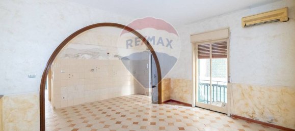 2 bedrooms Apartment in Catania, Italy No. 326099 6