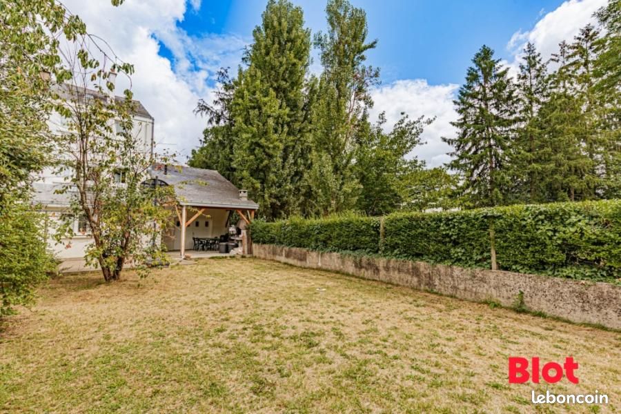 4 bedrooms House in Saint-Herblain, France No. 288025